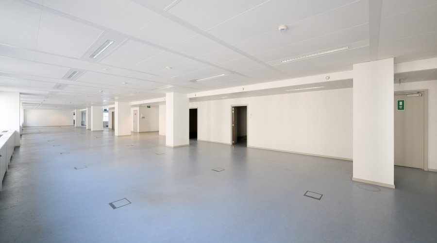 ROYALE 180 - 2nd floor