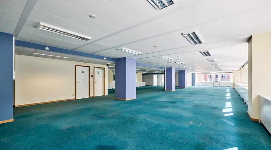 ROYALE 180 - 2nd floor