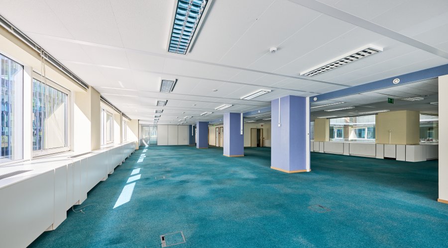 ROYALE 180 - 2nd floor