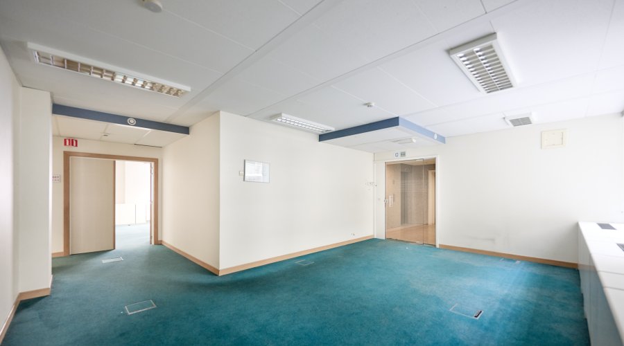 ROYALE 180 - 2nd floor