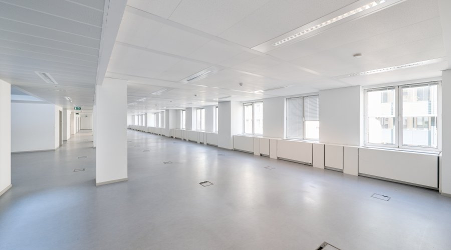 ROYALE 180 - 2nd floor