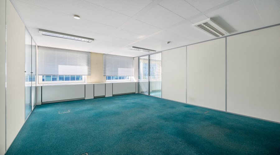 ROYALE 180 - 2nd floor