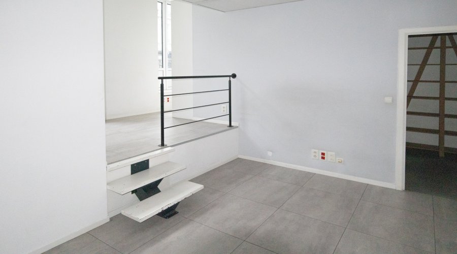 ROYALE 180 - COM0.04